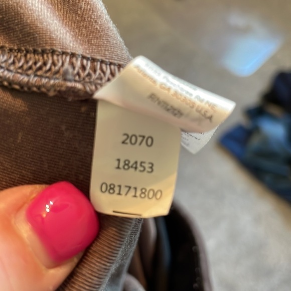 Spanx Velvet Leggings - Picture 8 of 8